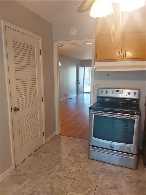 2 bedroom, 1 bathroom, 2,072 sq ft single family residence for sale at 4161 Windsor Oak Drive, Doraville, GA 30340 — photo 6