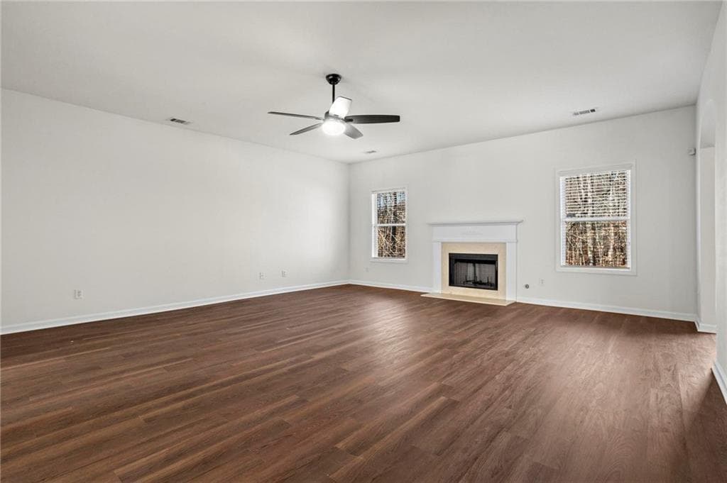 5 bedroom, 4 bathroom, 4,444 sq ft single family residence for rent at 221 Cutbank Court, Atlanta, GA 30331 for $3,500 a month — photo 6