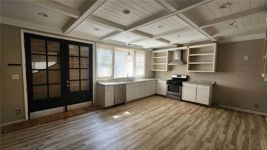 5 bedroom, 3 bathroom, 3,203 sq ft single family residence for sale at 55 Beverly Road, Atlanta, GA 30309 — photo 6