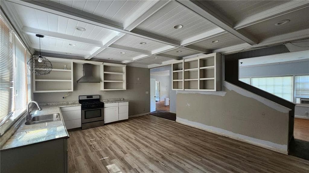 5 bedroom, 3 bathroom, 3,203 sq ft single family residence for sale at 55 Beverly Road, Atlanta, GA 30309 — photo 7