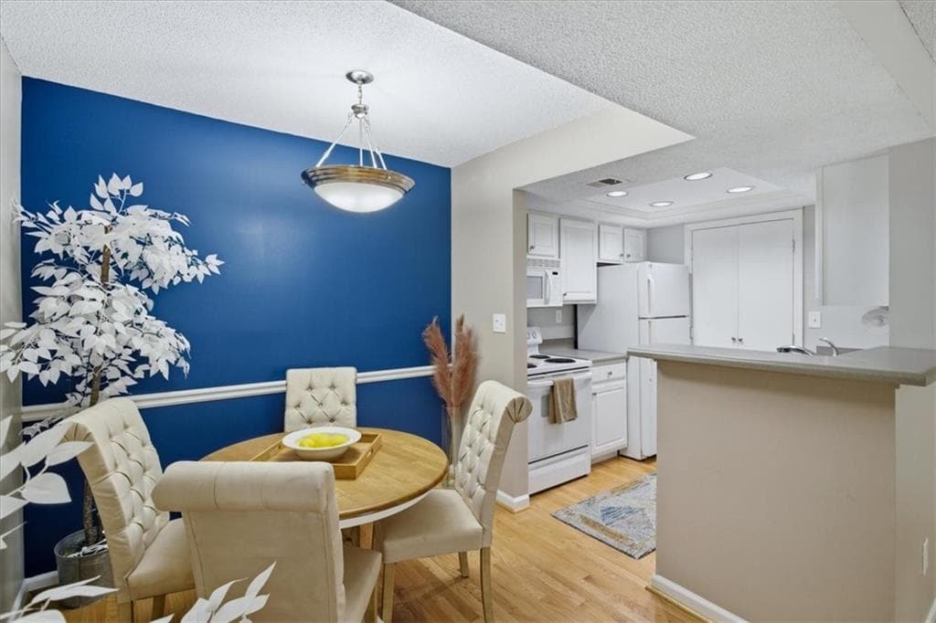 1 bedroom, 1 bathroom, 690 sq ft condominium for sale at 3069 Chastain Park Court, Atlanta, GA 30342 — photo 10