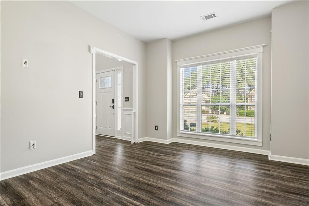 4 bedroom, 3 bathroom, 2,240 sq ft single family residence for sale at 18 Creek Branch Court, Acworth, GA 30101 — photo 5