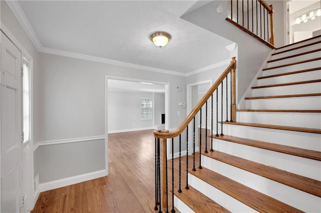 4 bedroom, 3 bathroom, 2,382 sq ft single family residence for rent at 5223 Davantry Drive, Dunwoody, GA 30338 for $3,500 a month — photo 2