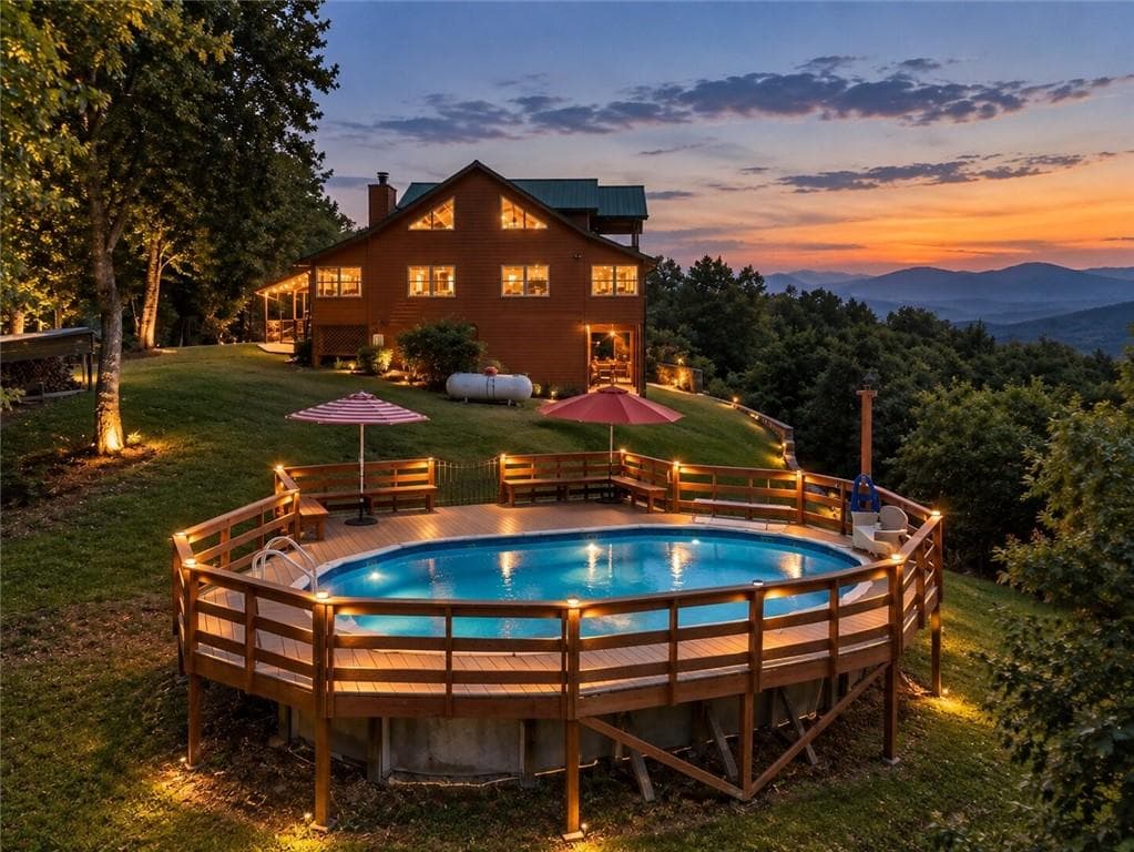 4 bedroom, 4 bathroom, 3,336 sq ft single family residence for sale at 55 Beauregards Knob, Ellijay, GA 30536 — photo 2
