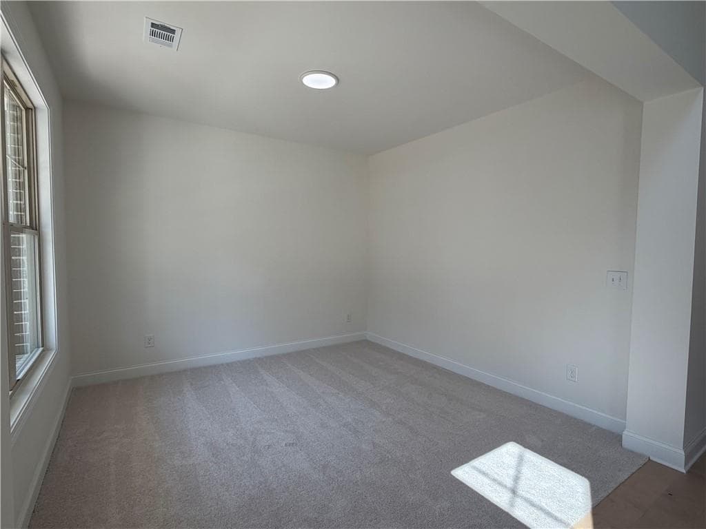 5 bedroom, 3 bathroom, 3,000 sq ft single family residence for rent at 5927 Creek Indian Drive, Sugar Hill, GA 30518 for $3,700 a month — photo 2