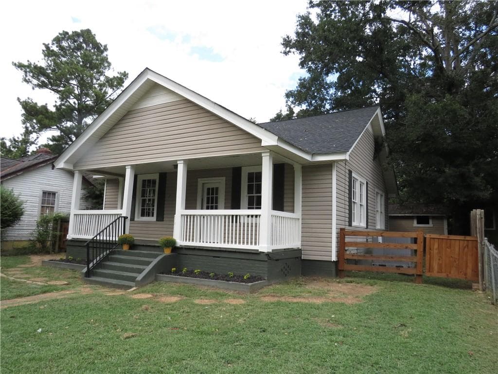 2 bedroom, 1 bathroom, 1,136 sq ft single family residence for sale at 574 Lane Street, Rockmart, GA 30153 — photo 5