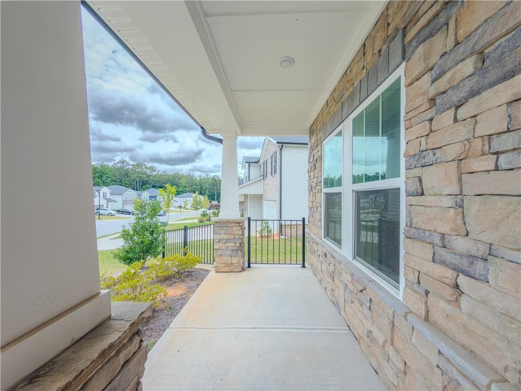 5 bedroom, 3 bathroom, 3,321 sq ft single family residence for sale at 4311 Dean Grove Way, Loganville, GA 30052 — photo 4