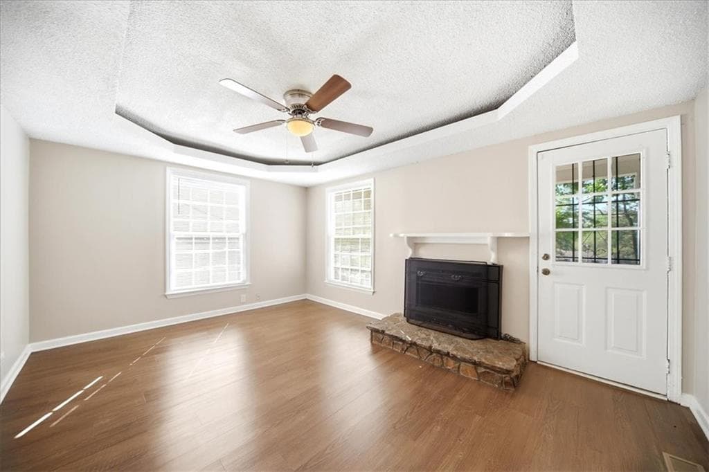 3 bedroom, 2 bathroom, 1,364 sq ft single family residence for sale at 751 Skyview Drive, Marietta, GA 30060 — photo 5
