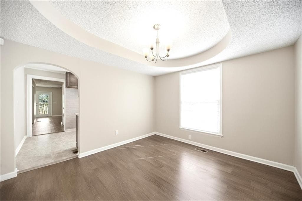 3 bedroom, 2 bathroom, 1,364 sq ft single family residence for sale at 751 Skyview Drive, Marietta, GA 30060 — photo 9