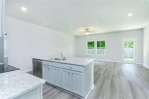 3 bedroom, 3 bathroom, 1,560 sq ft townhouse for sale at 141 Village Green Drive, Adairsville, GA 30103 — photo 3