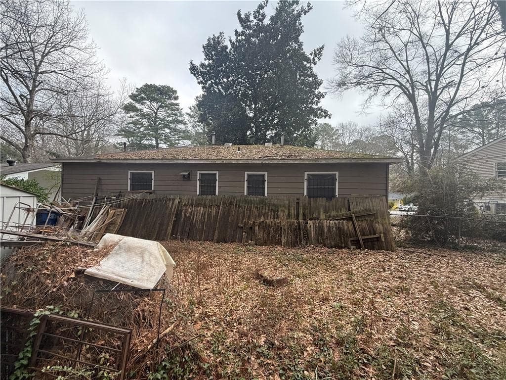 3 bedroom, 1 bathroom, 845 sq ft single family residence for sale at 734 Alfred Road, Atlanta, GA 30331 — photo 9