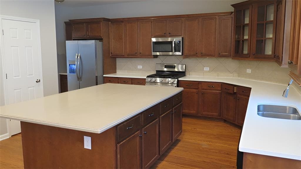 4 bedroom, 4 bathroom, 3,758 sq ft single family residence for sale at 102 Westmont Way, Tyrone, GA 30290 — photo 10