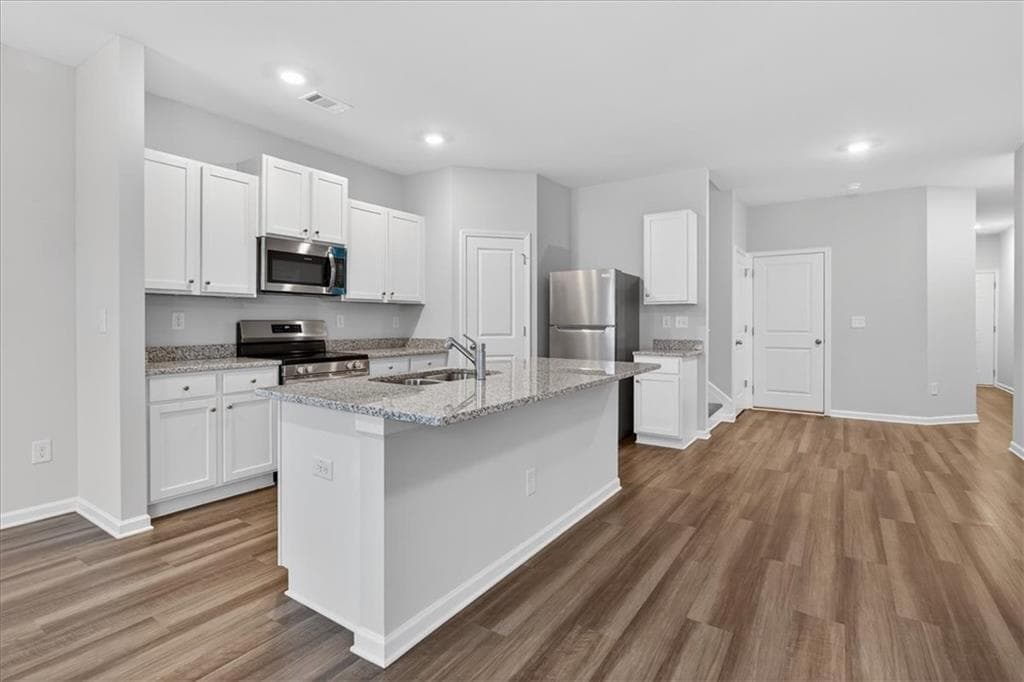 3 bedroom, 3 bathroom, 1,664 sq ft townhouse for sale at 136 Brexley Drive, Calhoun, GA 30701 — photo 7
