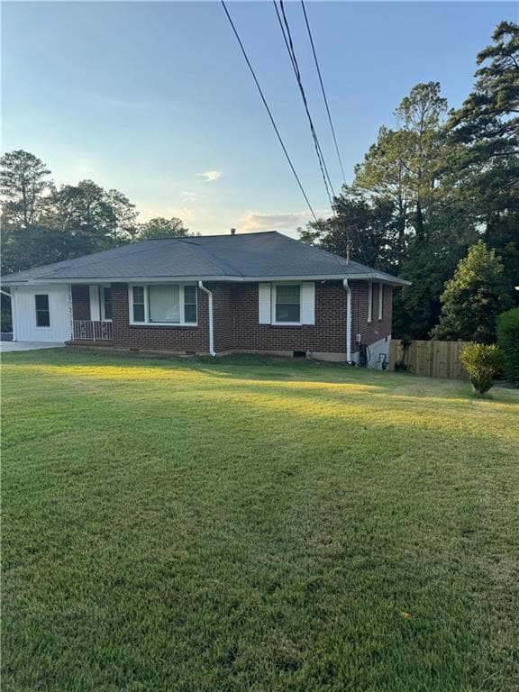 4 bedroom, 2 bathroom, 1,172 sq ft single family residence for sale at 3067 Barksdale Circle, East Point, GA 30344 — photo 2