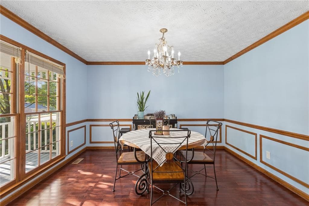 4 bedroom, 3 bathroom, 2,618 sq ft single family residence for sale at 580 Berkeley Lane, Kennesaw, GA 30144 — photo 6
