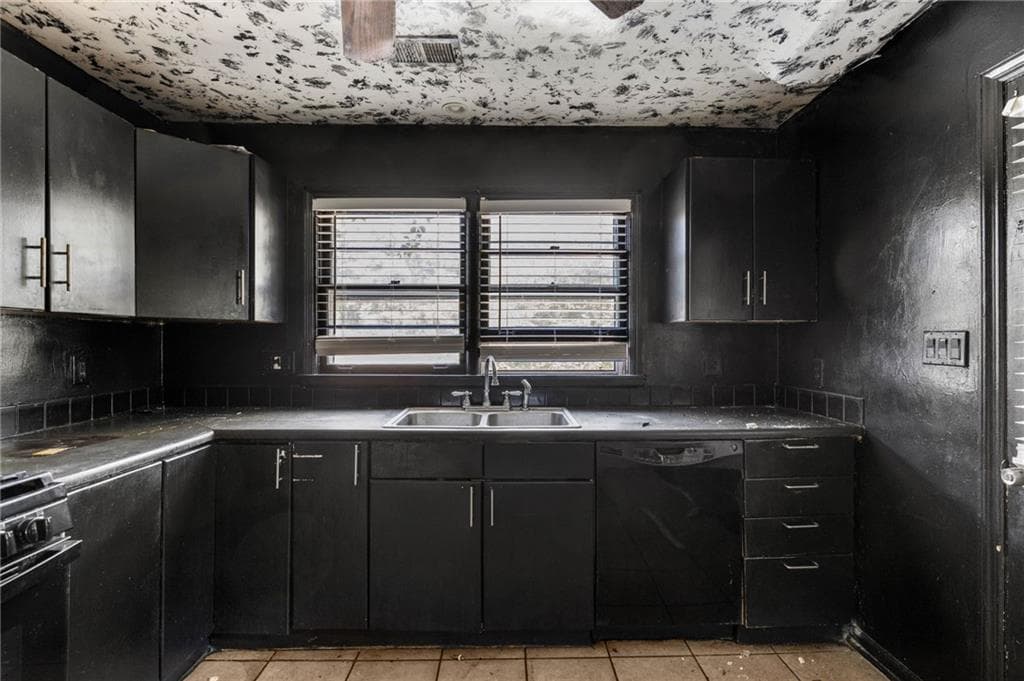 2 bedroom, 1 bathroom, 1,188 sq ft single family residence for sale at 71 Burbank Drive, Atlanta, GA 30314 — photo 9