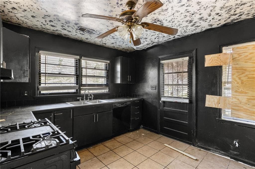 2 bedroom, 1 bathroom, 1,188 sq ft single family residence for sale at 71 Burbank Drive, Atlanta, GA 30314 — photo 10