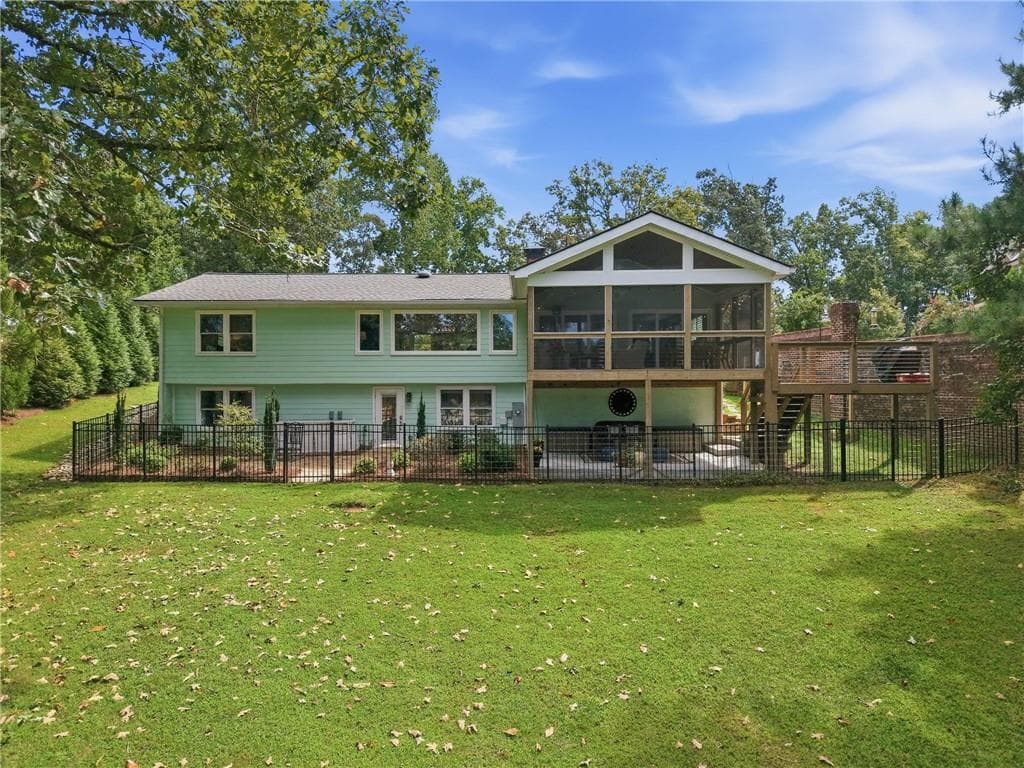 3 bedroom, 3 bathroom, 2,600 sq ft single family residence for sale at 6216 Old Stringer Road, Flowery Branch, GA 30542 — photo 9