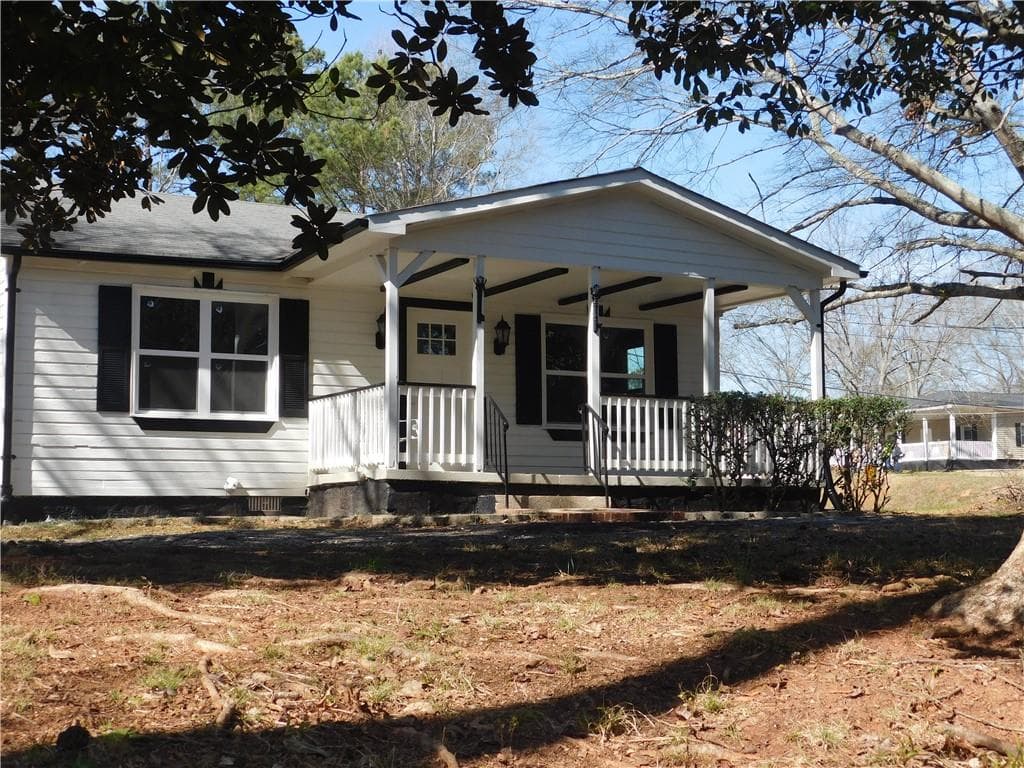 2 bedroom, 2 bathroom, 936 sq ft single family residence for sale at 2625 Rock Chapel Road, Lithonia, GA 30058 — photo 1 of 22