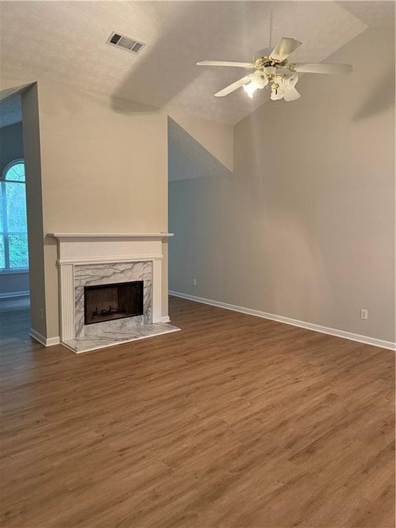 3 bedroom, 2 bathroom, 1,662 sq ft single family residence for sale at 202 Brook Lea Cove, Lawrenceville, GA 30044 — photo 4