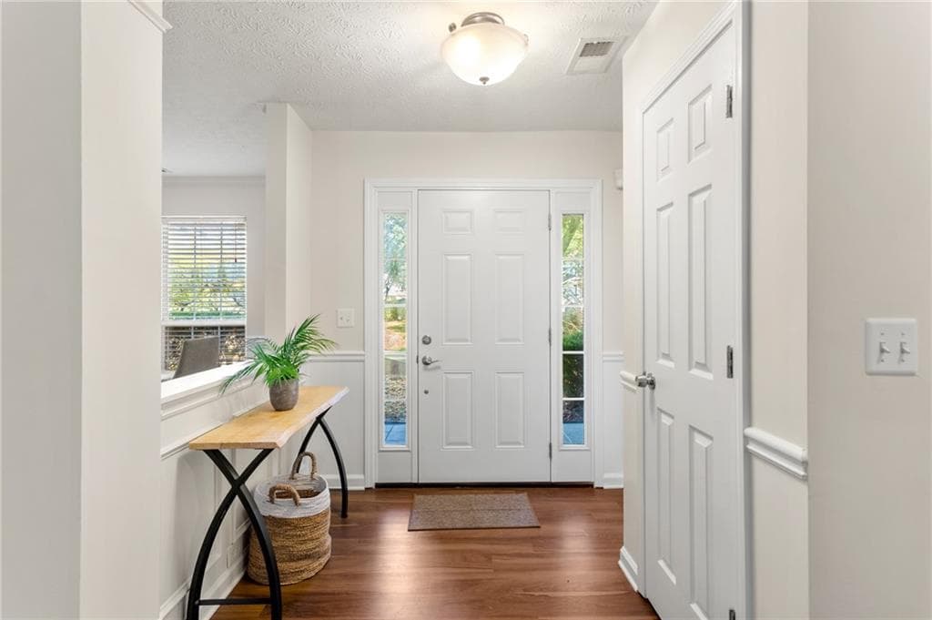 3 bedroom, 2 bathroom, 1,648 sq ft single family residence for sale at 2701 Abbotts Glen Place, Acworth, GA 30101 — photo 8