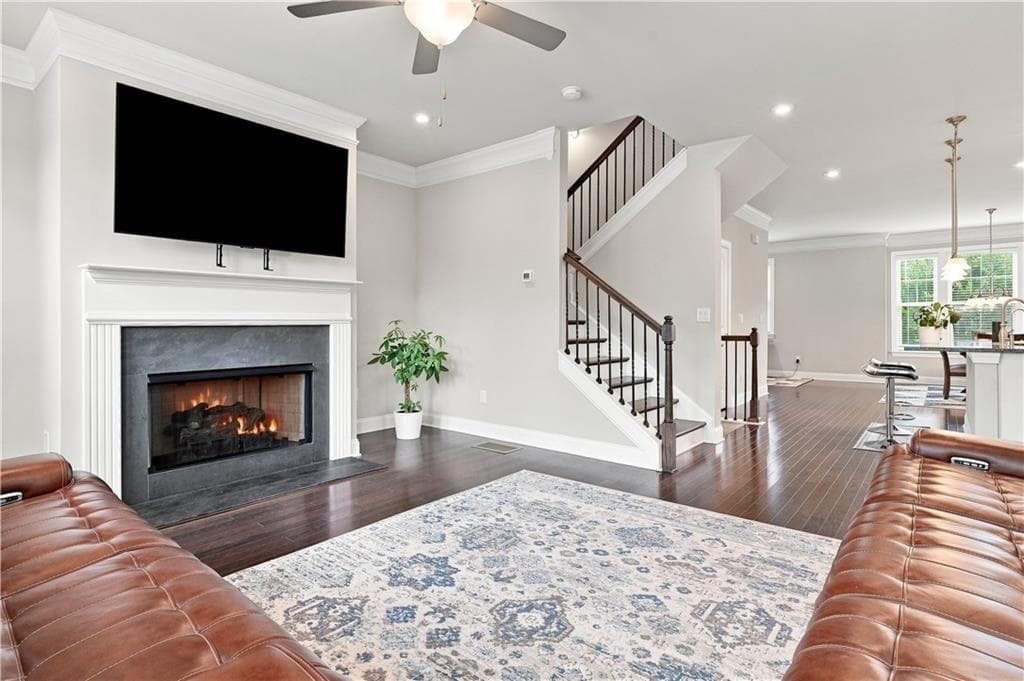 4 bedroom, 4 bathroom, 2,504 sq ft townhouse for sale at 5831 Terrace Bend Way, Peachtree Corners, GA 30092 — photo 6