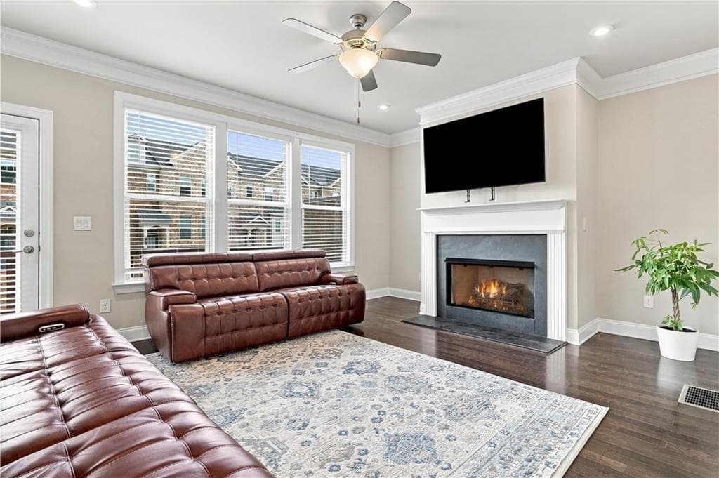 4 bedroom, 4 bathroom, 2,504 sq ft townhouse for sale at 5831 Terrace Bend Way, Peachtree Corners, GA 30092 — photo 7