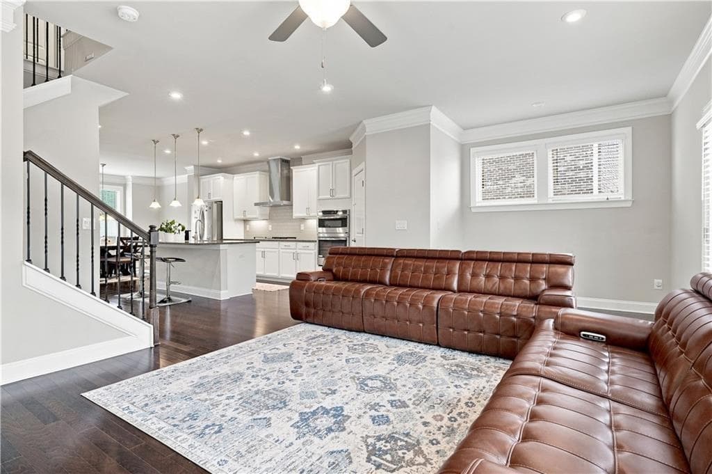 4 bedroom, 4 bathroom, 2,504 sq ft townhouse for sale at 5831 Terrace Bend Way, Peachtree Corners, GA 30092 — photo 8