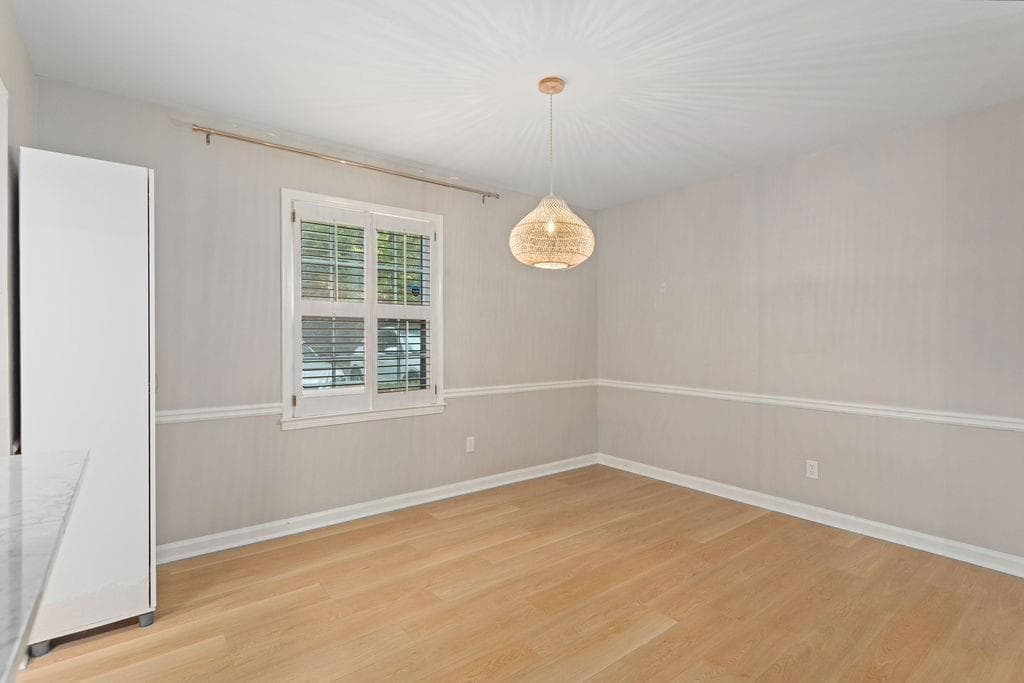 1 bedroom, 1 bathroom, 918 sq ft condominium for rent at 244 Triumph Drive, Atlanta, GA 30327 for $1,850 a month — photo 9