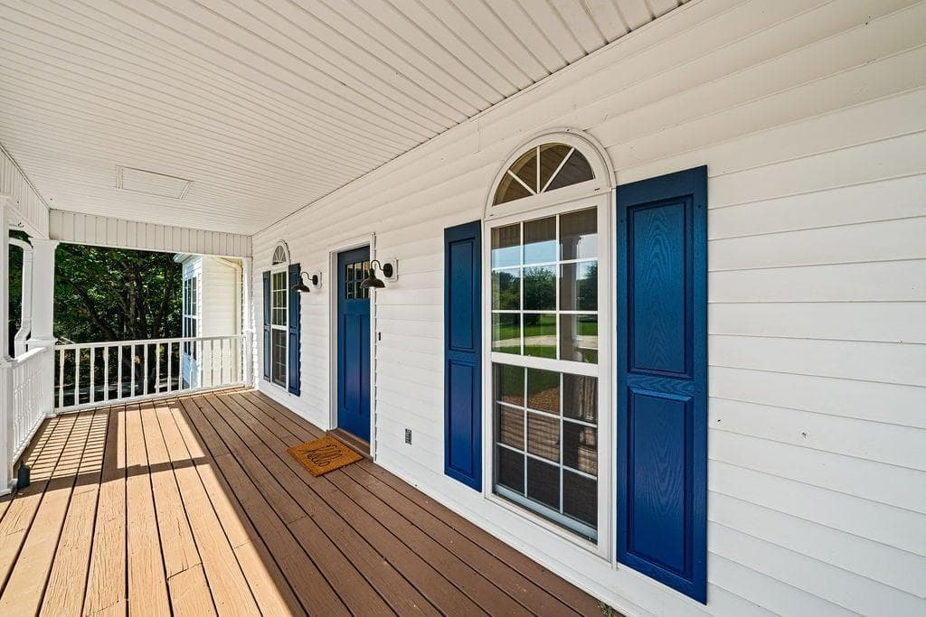 4 bedroom, 3 bathroom, 2,726 sq ft single family residence for sale at 295 W Highway 5, Roopville, GA 30170 — photo 7