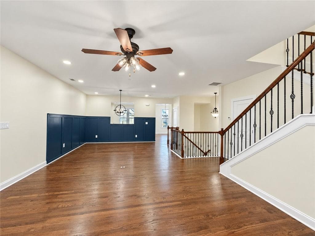 3 bedroom, 4 bathroom, 2,424 sq ft townhouse for sale at 2118 Westhill Drive, Smyrna, GA 30080 — photo 7