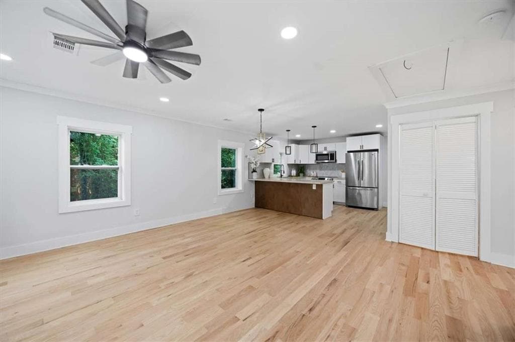 4 bedroom, 3 bathroom, 1,120 sq ft single family residence for sale at 3051 Oakdale Avenue, Macon, GA 31204 — photo 3