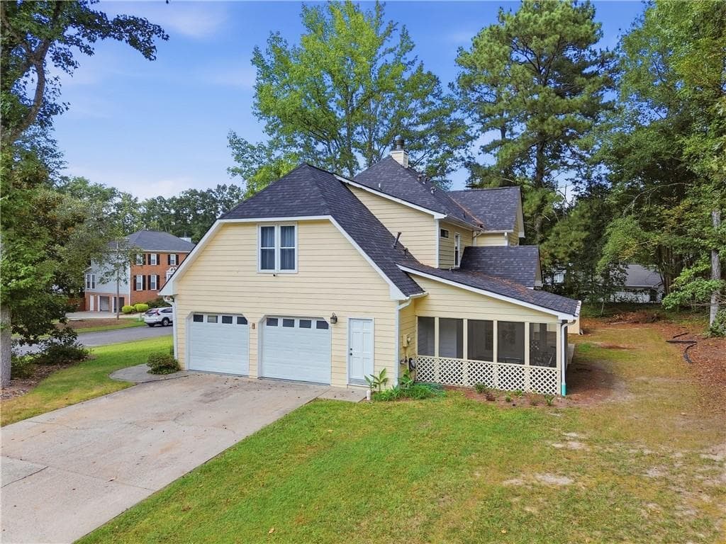 4 bedroom, 3 bathroom, 2,803 sq ft single family residence for sale at 2730 Wynford Avenue, Marietta, GA 30064 — photo 5