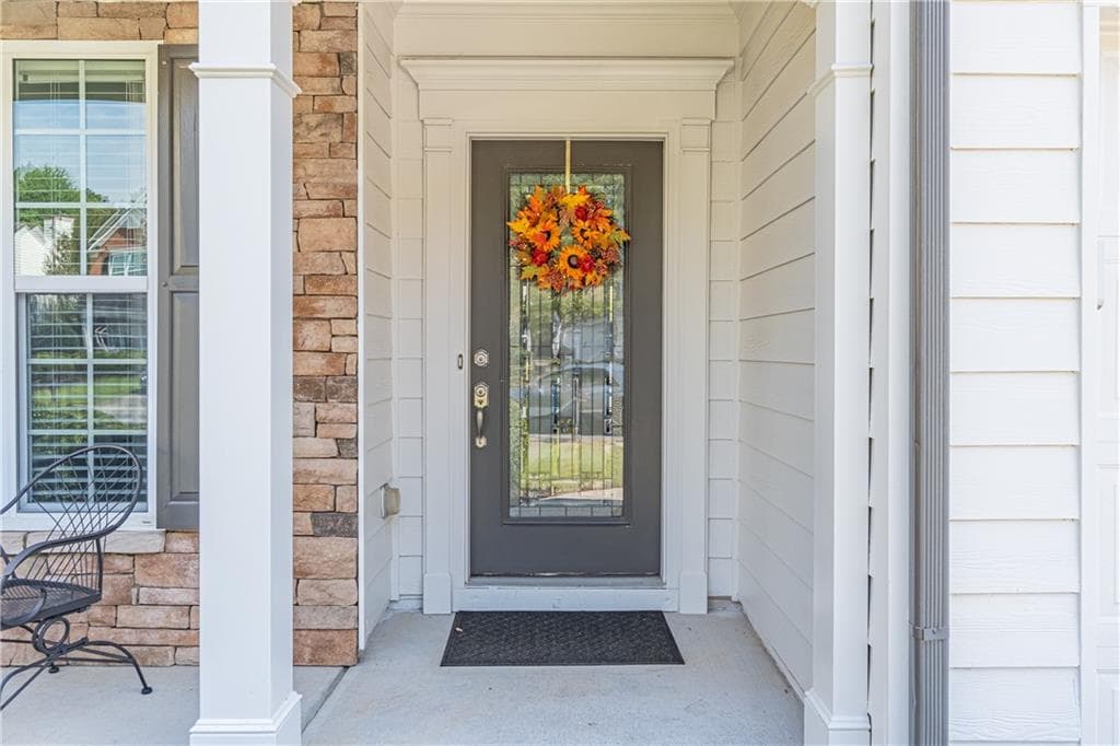 4 bedroom, 3 bathroom, 2,012 sq ft single family residence for sale at 3755 Gadolinite Trail, Cumming, GA 30040 — photo 4