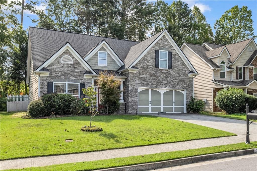 4 bedroom, 3 bathroom, 2,101 sq ft single family residence for sale at 1081 Arbor Grove Road, Sugar Hill, GA 30518 — photo 3