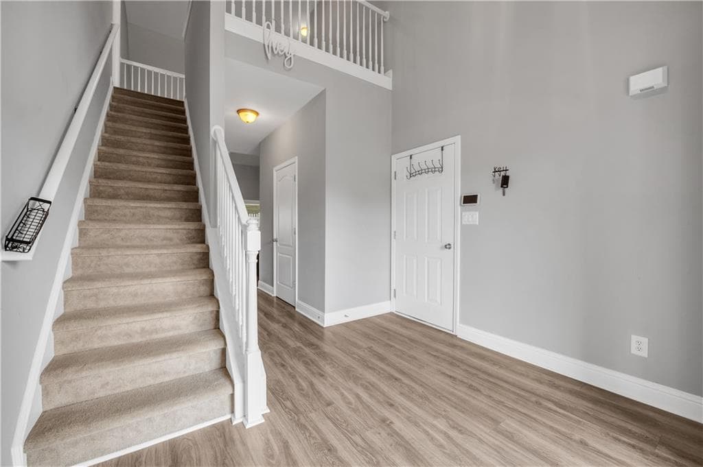 4 bedroom, 3 bathroom, 2,101 sq ft single family residence for sale at 1081 Arbor Grove Road, Sugar Hill, GA 30518 — photo 5