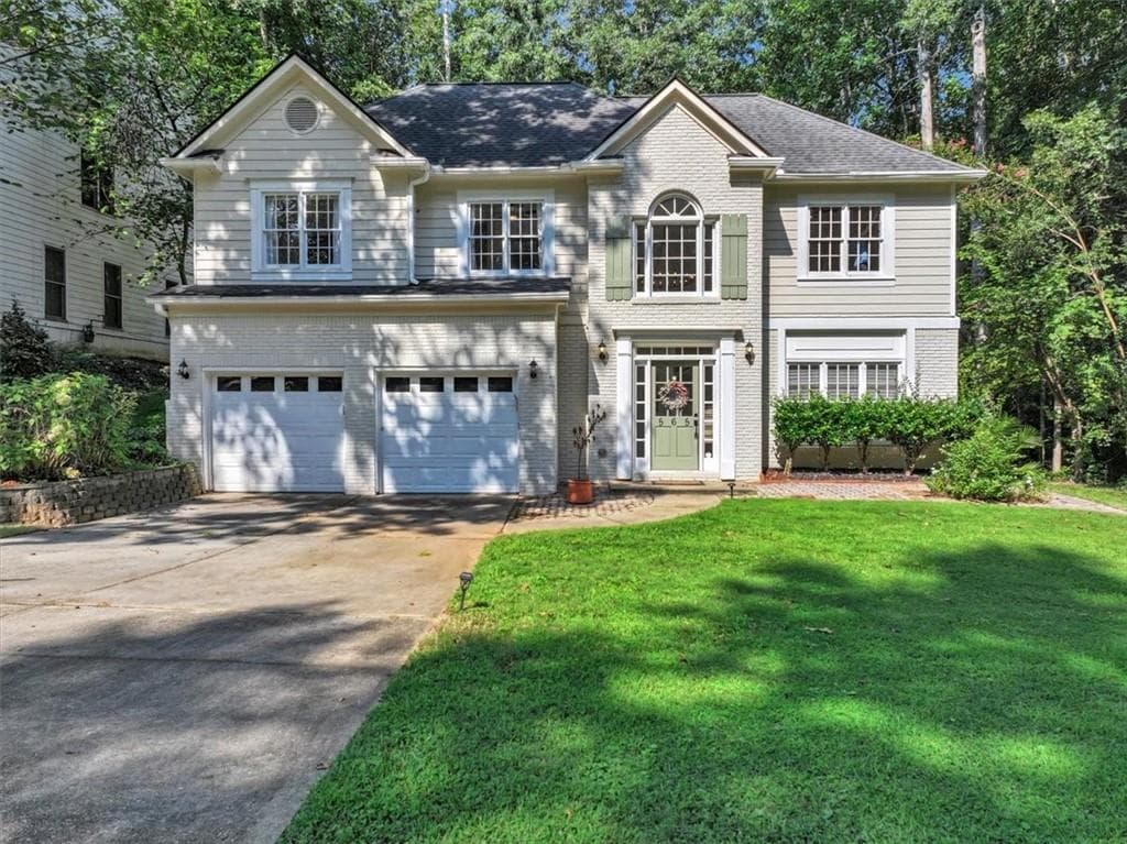 4 bedroom, 3 bathroom, 2,415 sq ft single family residence for sale at 565 Fortune Ridge Road, Stone Mountain, GA 30087