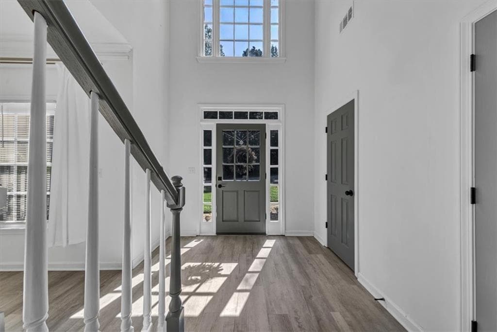 4 bedroom, 3 bathroom, 2,415 sq ft single family residence for sale at 565 Fortune Ridge Road, Stone Mountain, GA 30087 — photo 7