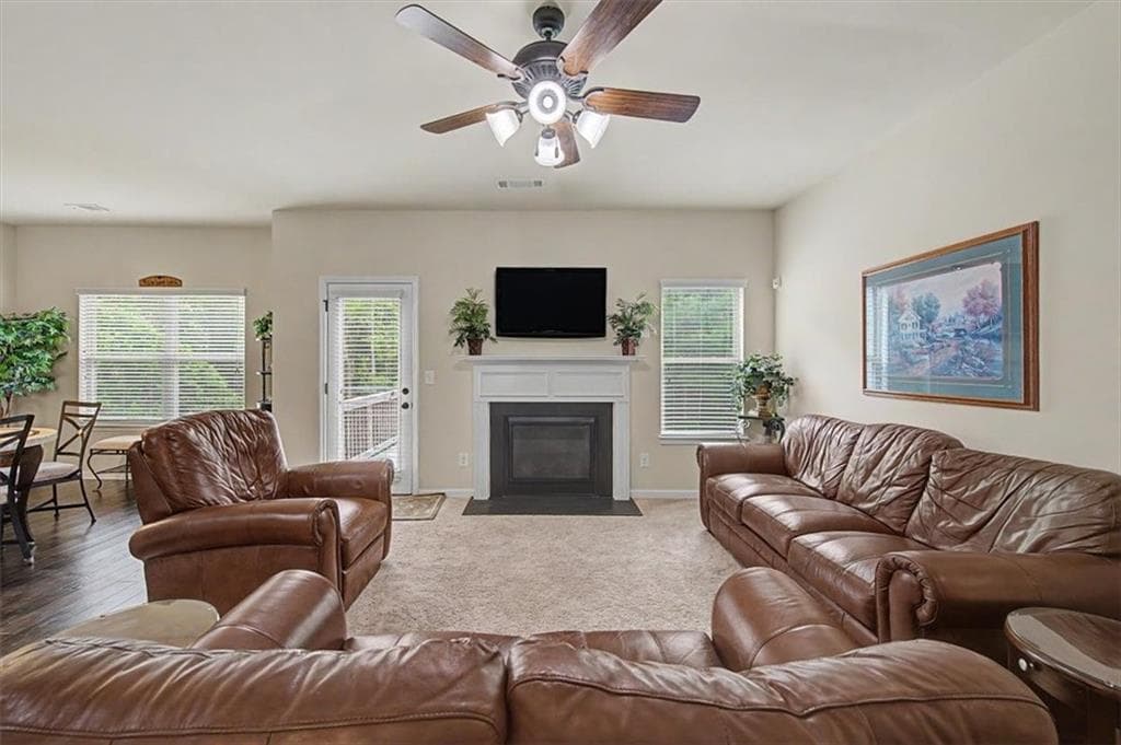 4 bedroom, 3 bathroom, 2,331 sq ft single family residence for sale at 464 Silver Oak Drive, Dallas, GA 30132 — photo 3