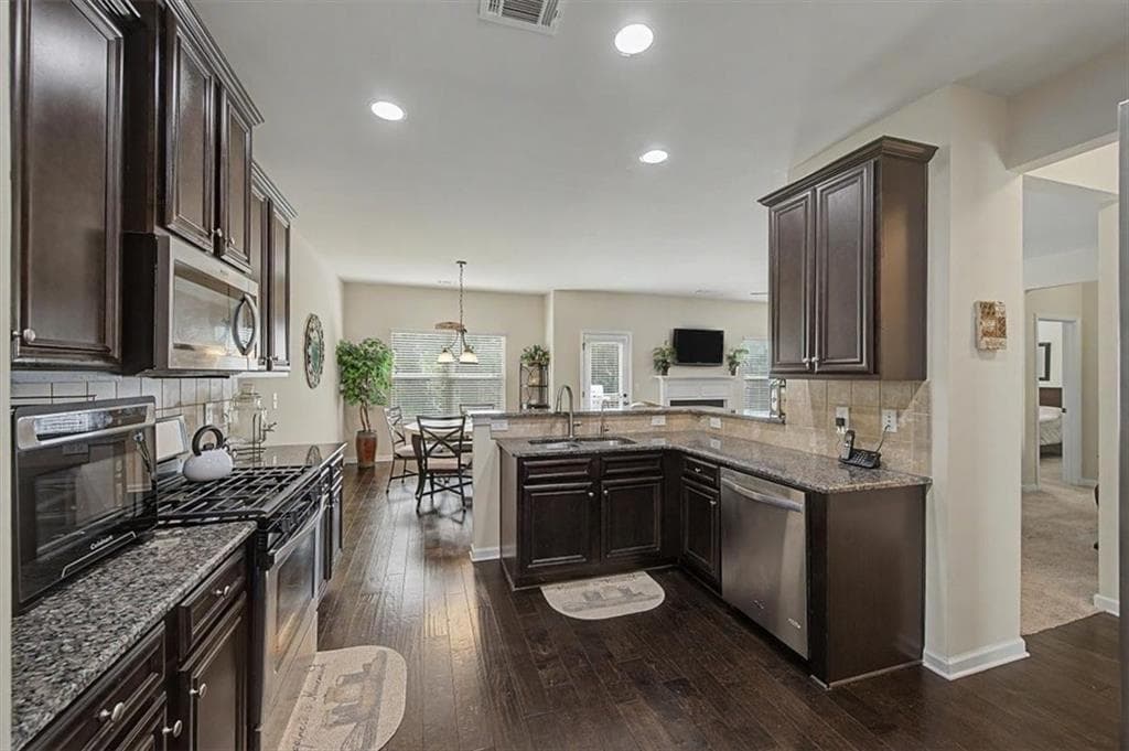 4 bedroom, 3 bathroom, 2,331 sq ft single family residence for sale at 464 Silver Oak Drive, Dallas, GA 30132 — photo 10