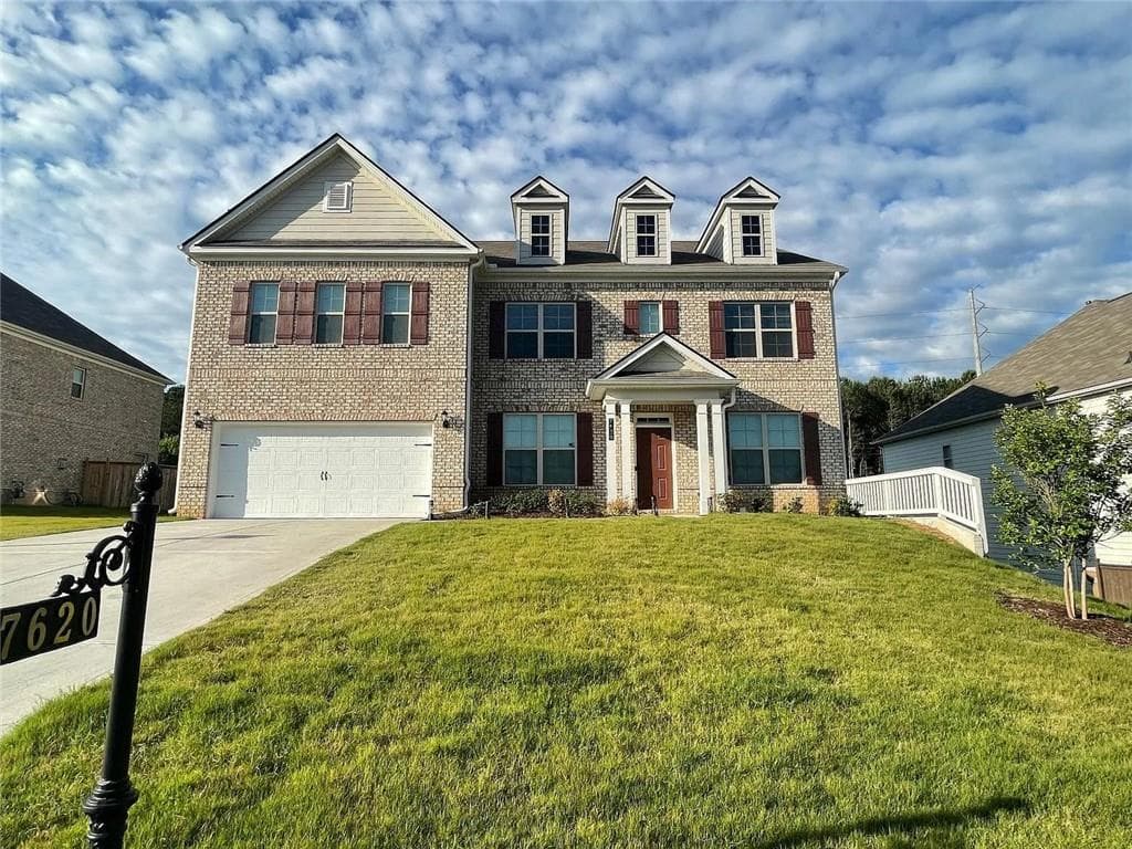 5 bedroom, 4 bathroom, 3,999 sq ft single family residence for rent at 7620 Farrow Pass Circle, Cumming, GA 30028 for $3,999 a month — photo 1 of 27