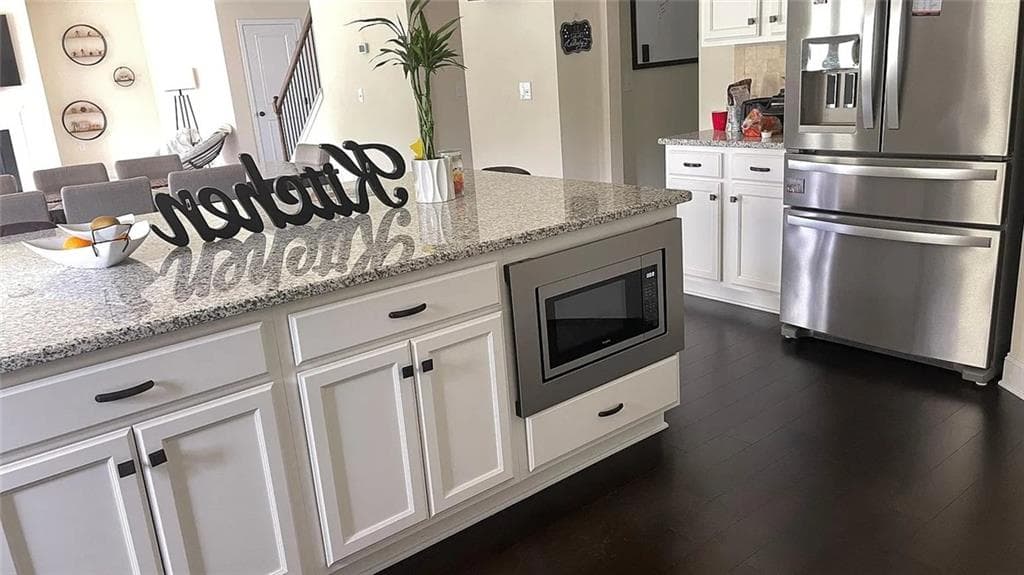 5 bedroom, 4 bathroom, 3,999 sq ft single family residence for rent at 7620 Farrow Pass Circle, Cumming, GA 30028 for $3,999 a month — photo 9