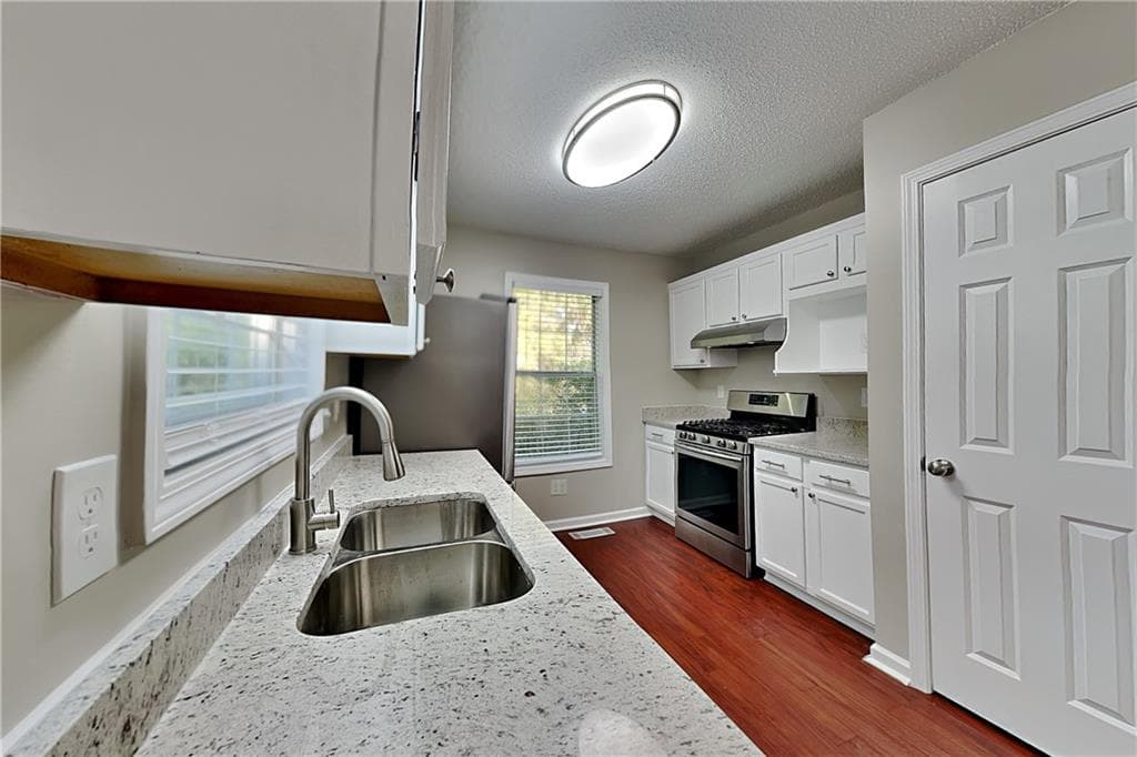 4 bedroom, 2 bathroom, 1,507 sq ft single family residence for rent at 67 Due West Place, Dallas, GA 30157 for $1,850 a month — photo 4