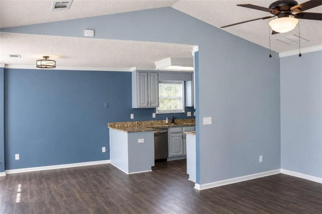 3 bedroom, 2 bathroom, 1,270 sq ft single family residence for sale at 485 Raymond Drive, Winder, GA 30680 — photo 8