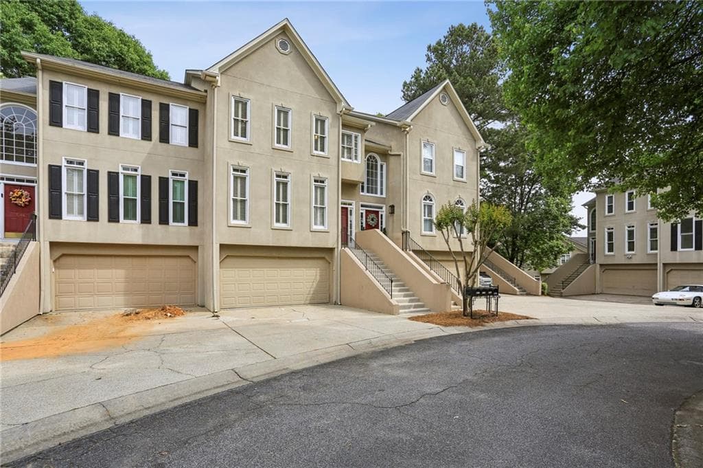 4 bedroom, 4 bathroom other for rent at 2562 Oakwood Trace, Smyrna, GA 30080 for $2,700 a month — photo 3