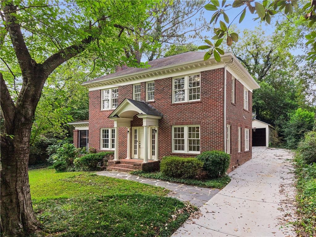 4 bedroom, 3 bathroom, 2,418 sq ft single family residence for rent at 197 Bolling Road, Atlanta, GA 30305 for $7,000 a month — photo 2