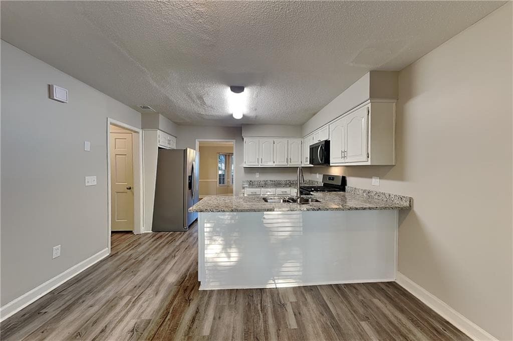 3 bedroom, 3 bathroom, 1,936 sq ft single family residence for rent at 707 Ketch Cove, Woodstock, GA 30189 for $2,295 a month — photo 5