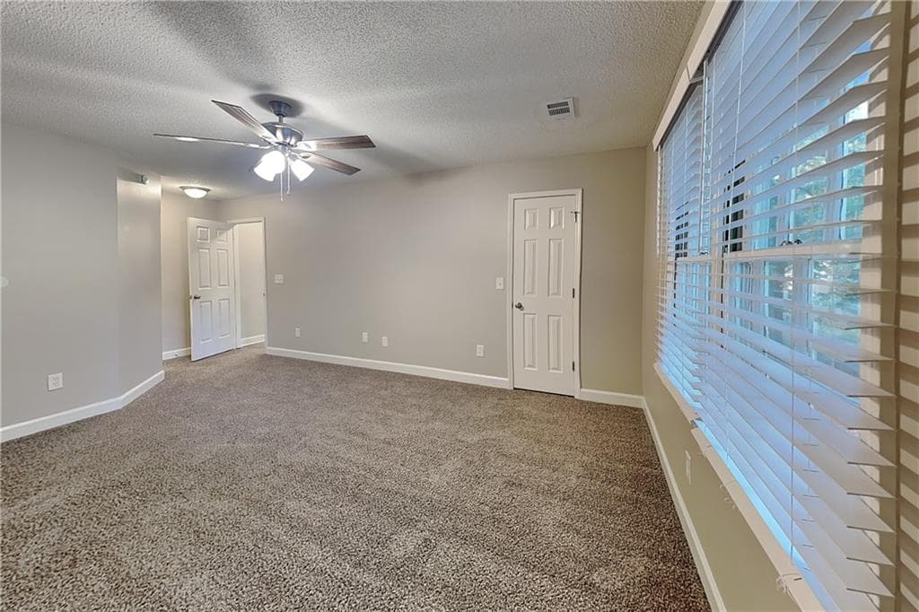 3 bedroom, 3 bathroom, 1,936 sq ft single family residence for rent at 707 Ketch Cove, Woodstock, GA 30189 for $2,295 a month — photo 9