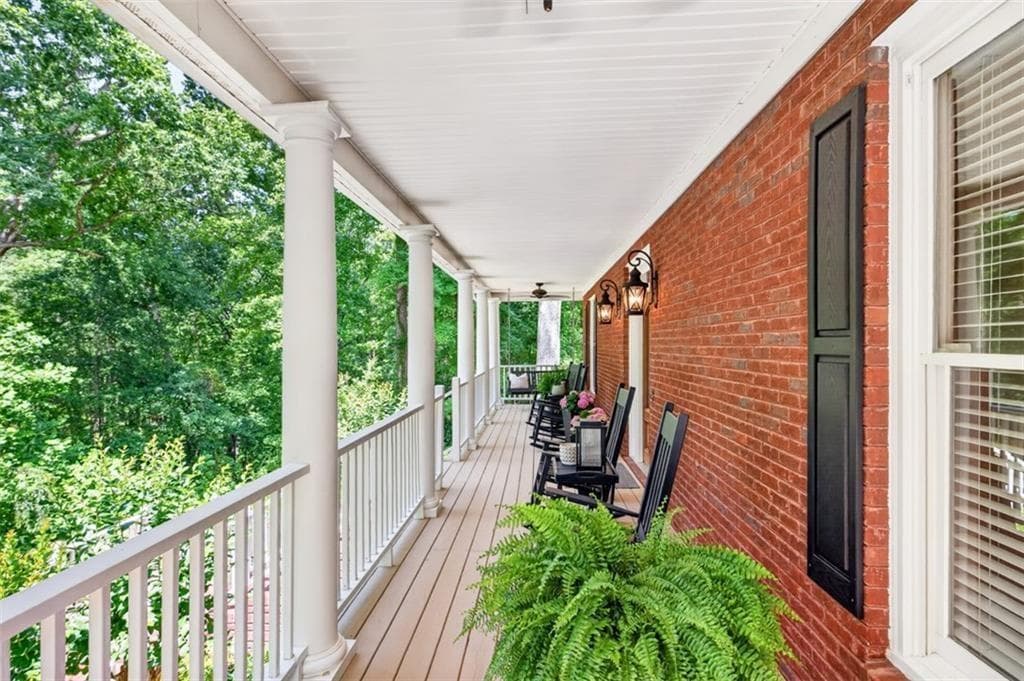 4 bedroom, 3 bathroom, 3,598 sq ft single family residence for sale at 667 Wellington Drive, Winder, GA 30680 — photo 9