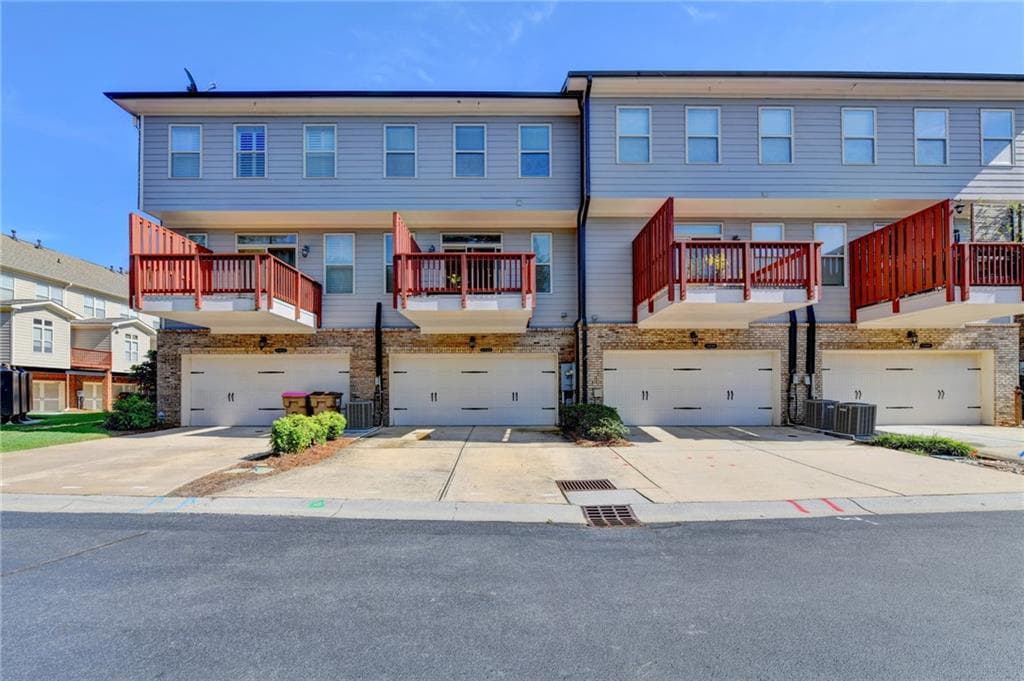 3 bedroom, 4 bathroom, 1,920 sq ft townhouse for sale at 4244 Tacoma Trace, Suwanee, GA 30024 — photo 5
